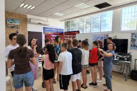 ЛЕТНИЕ ЛАГЕРЯ ДЛЯ РЕПАТРИАНТОВ