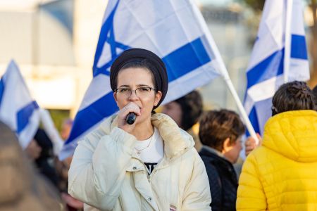 КЕРЕН СПЕКТОР : "МИТИНГ БЫЛ МИРНЫМ".
